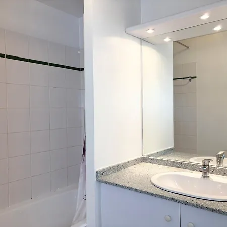 Hébergement de vacances Maison De 2 Avec Jardin, Terrasse Ensoleillée Et Parking, Au Calme Et Boisée - Fr-1-323-541 *