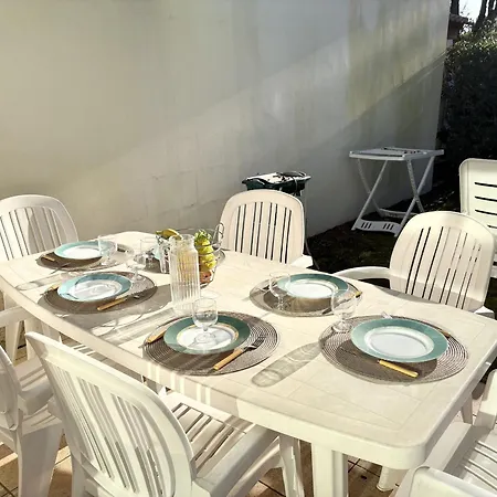 Holiday home Maison De 2 Avec Jardin, Terrasse Ensoleillee Et Parking, Au Calme Et Boisee - Fr-1-323-541 *