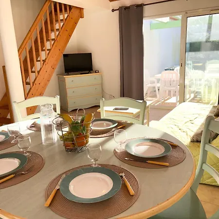 Maison De 2 Avec Jardin, Terrasse Ensoleillée Et Parking, Au Calme Et Boisée - Fr-1-323-541 *